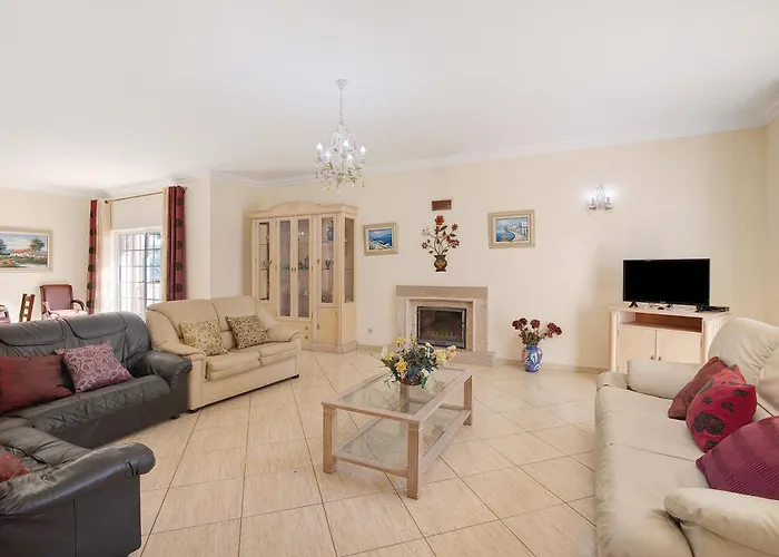 Solar Andorinhas Villa *